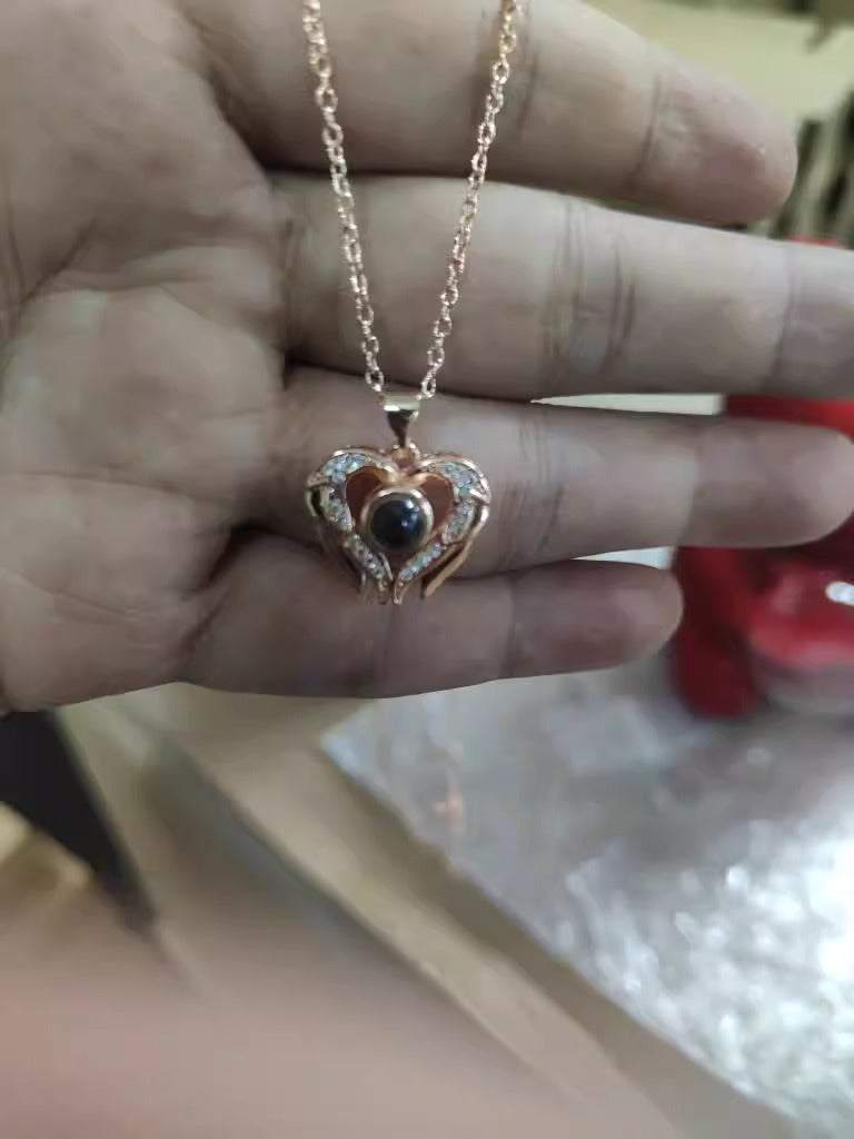 🌹 Kırmızı Ayıcık Cam Küre İçinde Gül – Romantik Hediye